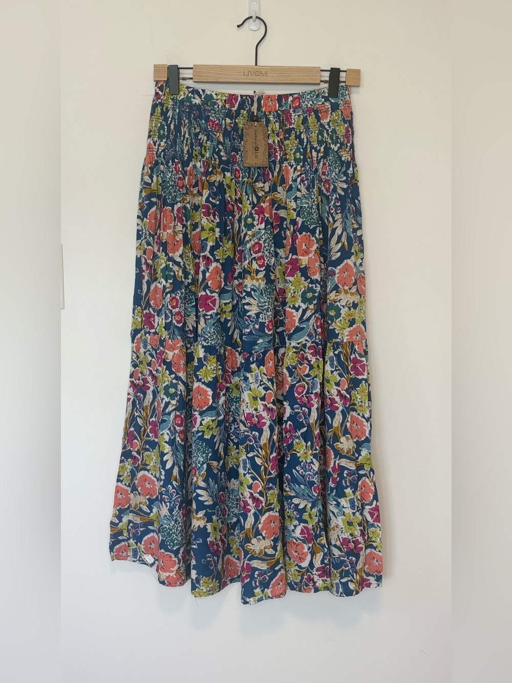 Natural life floral maxi skirt NWT , sz : medium